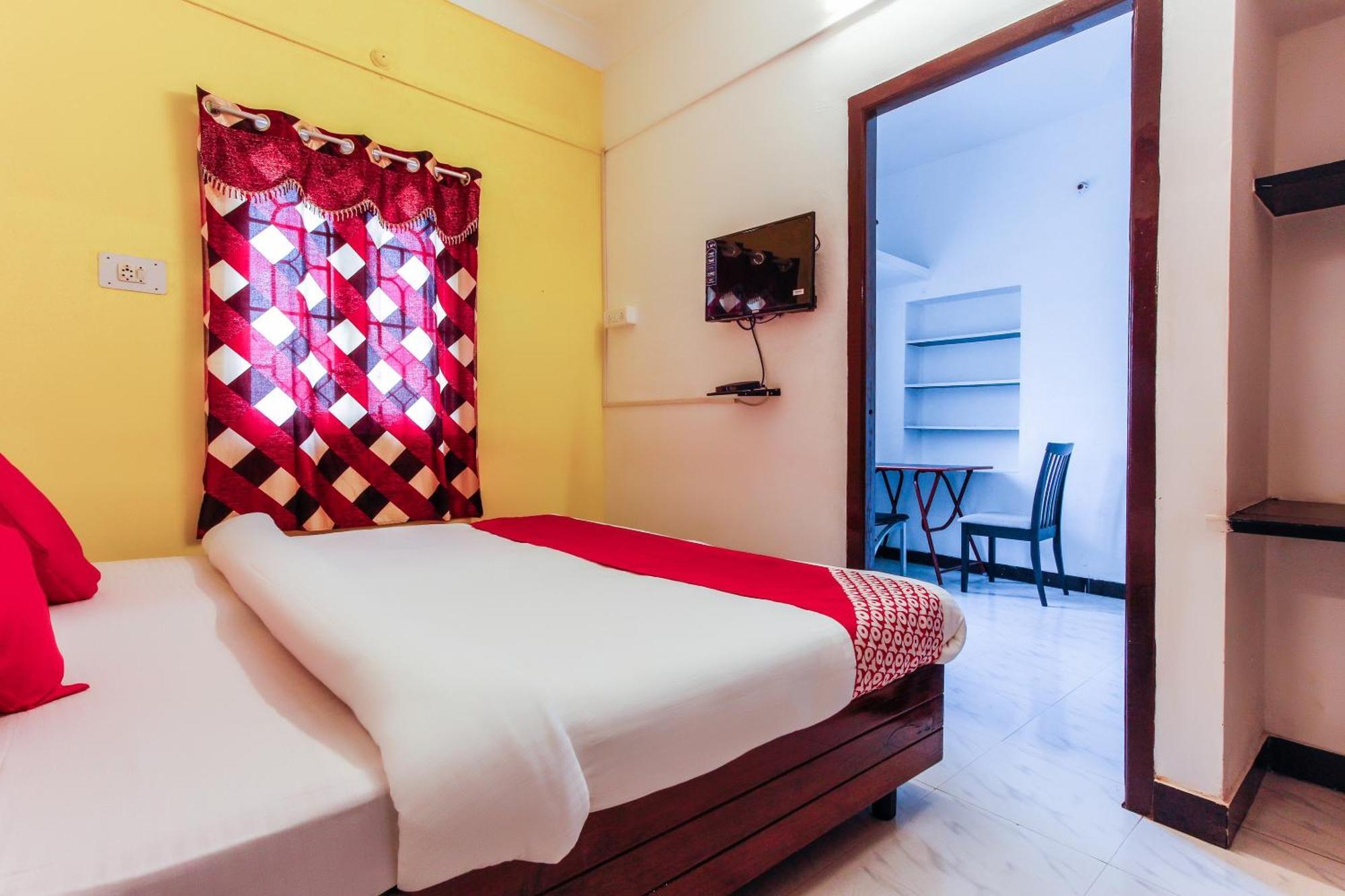 Hotel Lakshmi Narayana Salem Exteriör bild