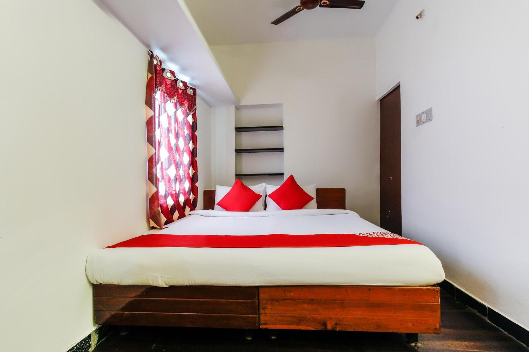 Hotel Lakshmi Narayana Salem Exteriör bild