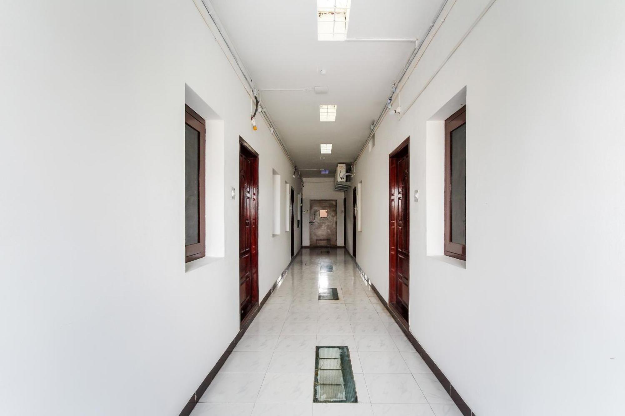Hotel Lakshmi Narayana Salem Exteriör bild